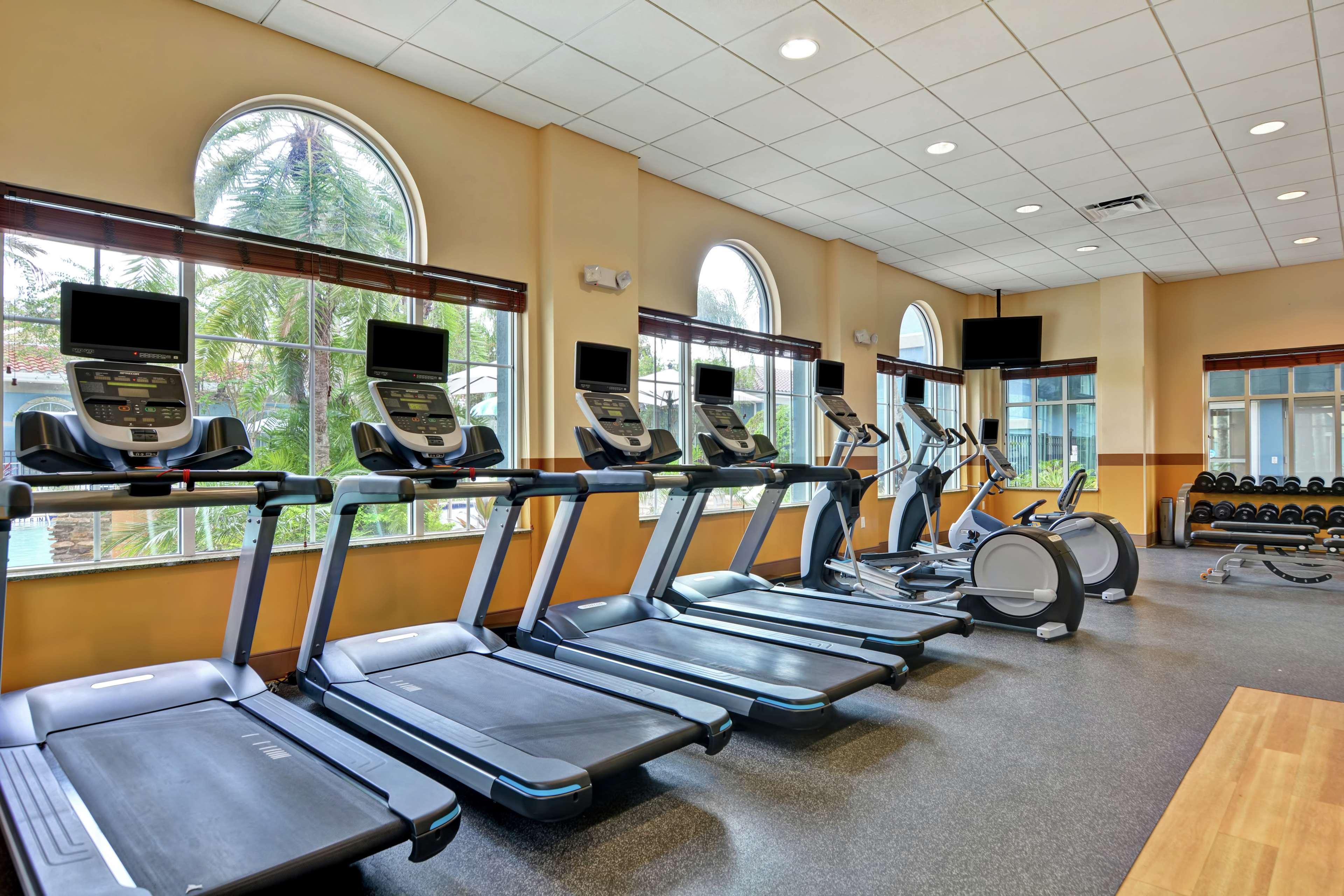 Hilton Garden Inn Orlando Lake Buena Vista Exterior photo