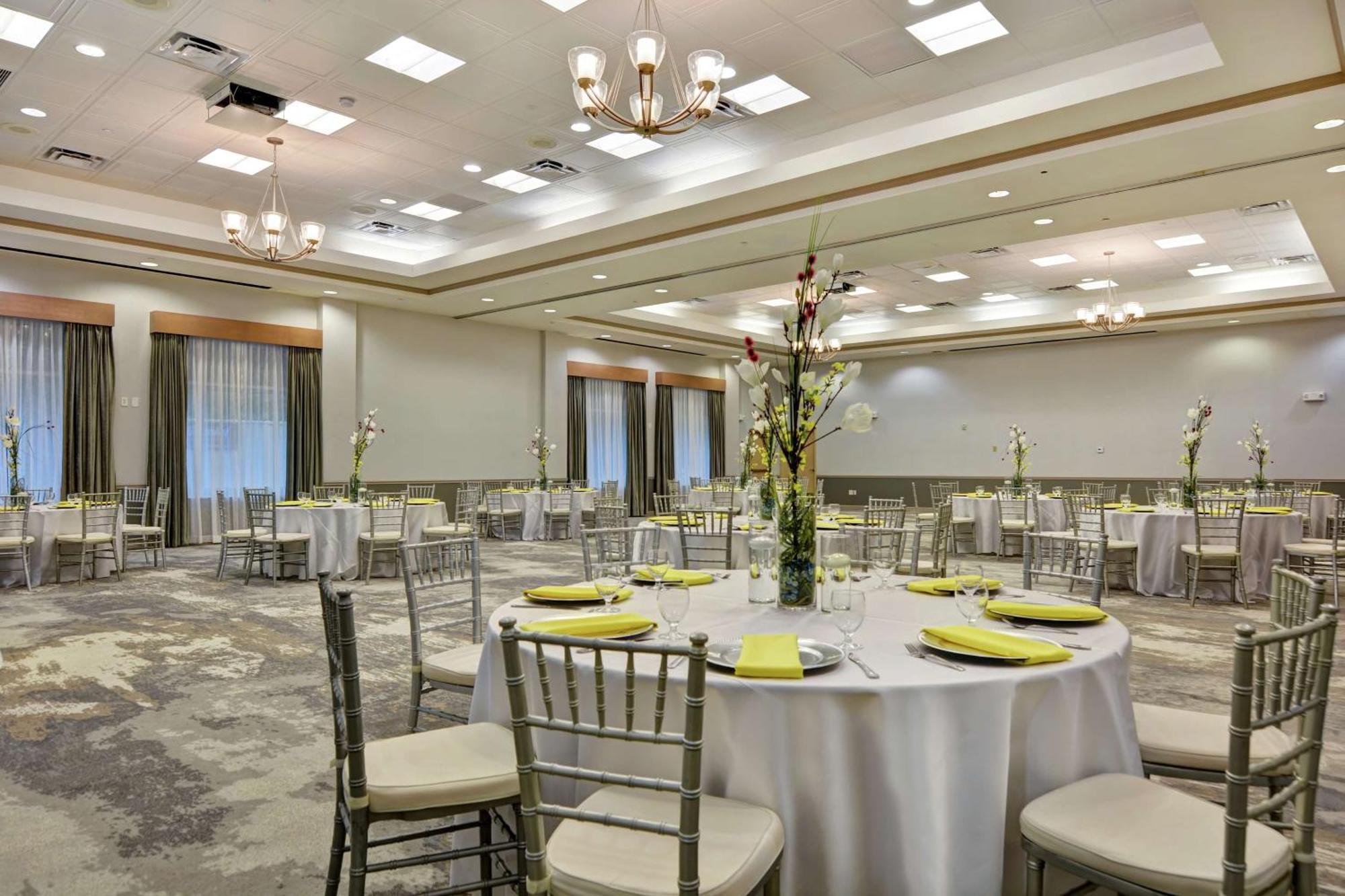 Hilton Garden Inn Orlando Lake Buena Vista Exterior photo