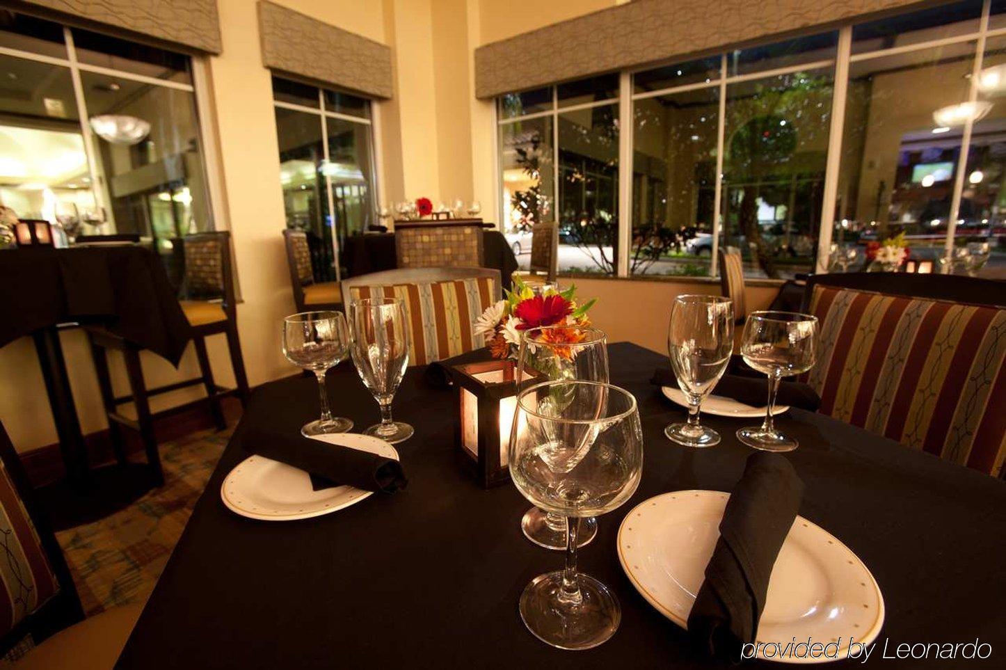 Hilton Garden Inn Orlando Lake Buena Vista Restaurant photo