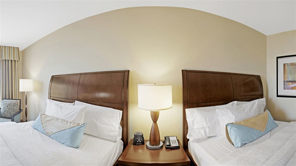 Hilton Garden Inn Orlando Lake Buena Vista Exterior photo